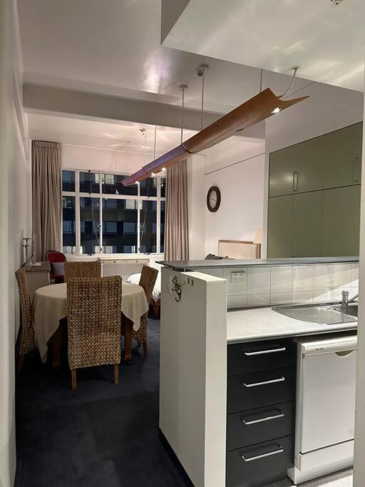 Hyper-Central Apartment Downtown 奥克兰 外观 照片