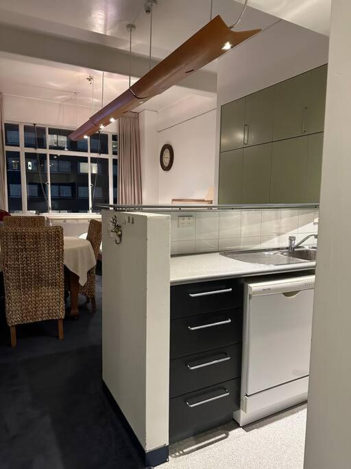 Hyper-Central Apartment Downtown 奥克兰 外观 照片